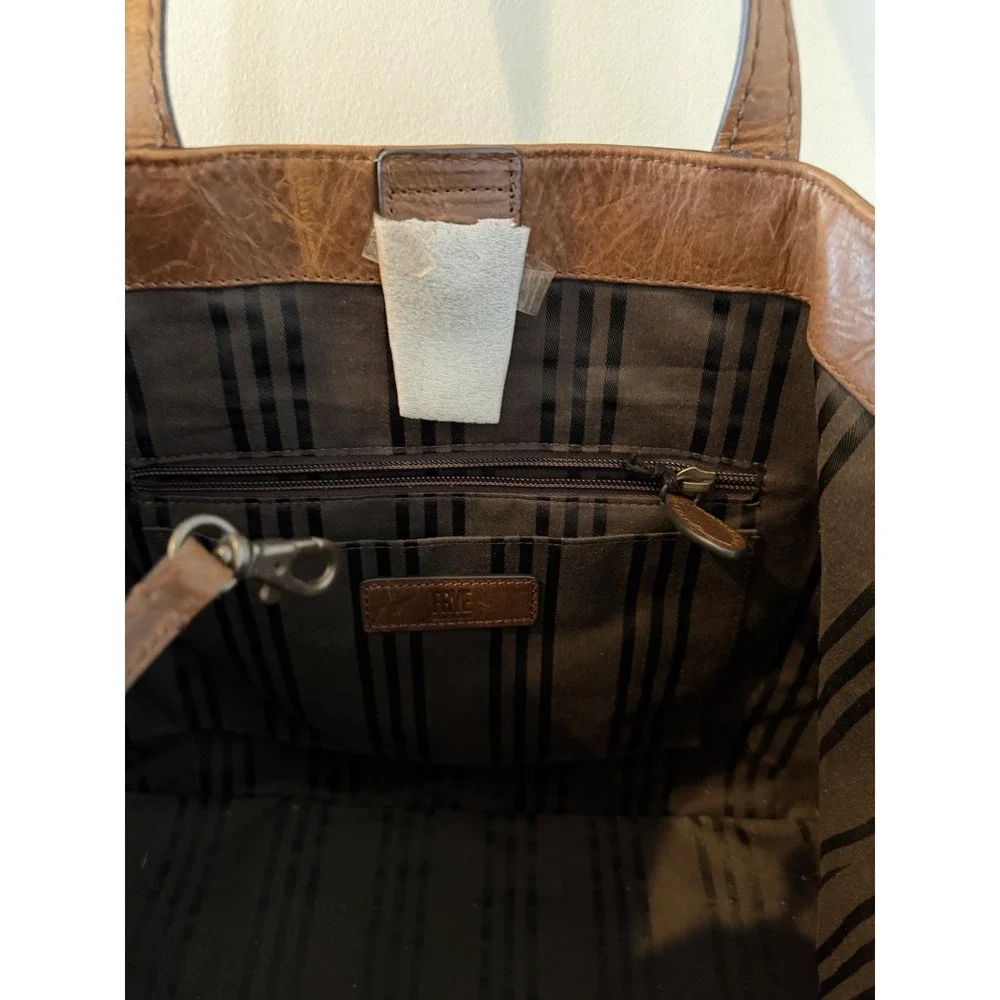 Frye Leather Melissa Shoulder Satchel Tote Bag Purse Distressed Carryall READ - Picture 4 of 8